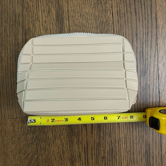 Parallelle Small Cosmetic Bag, Bisque - Picture 6 of 6